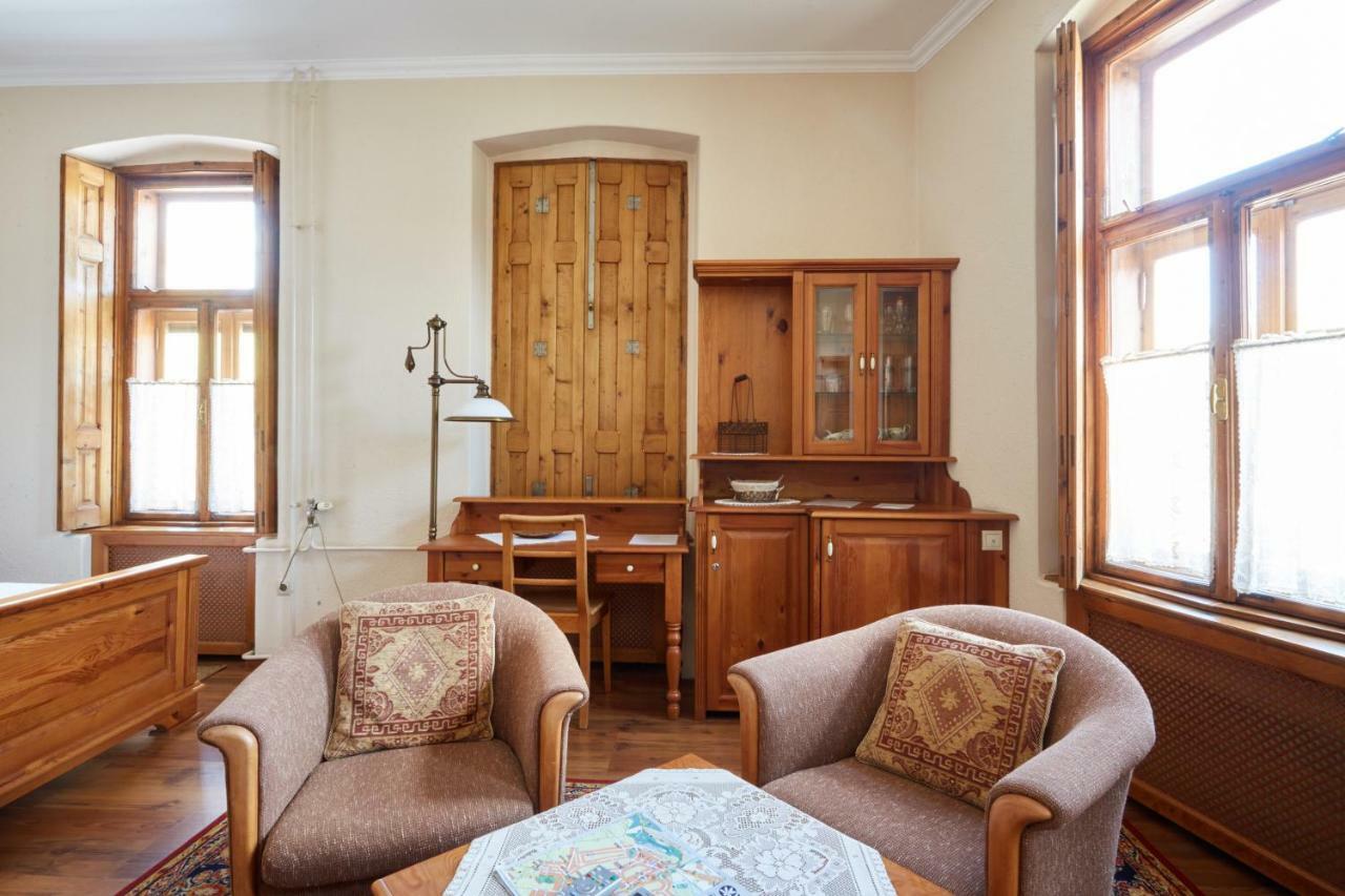 Sarok Vendeghaz Hotel Villány Buitenkant foto
